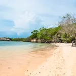 Islas 5* Baru