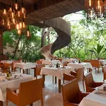 Hotel Islas 5*